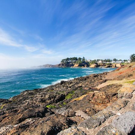 Captain'S Quarters And Cabins Depoe Bay Rom bilde