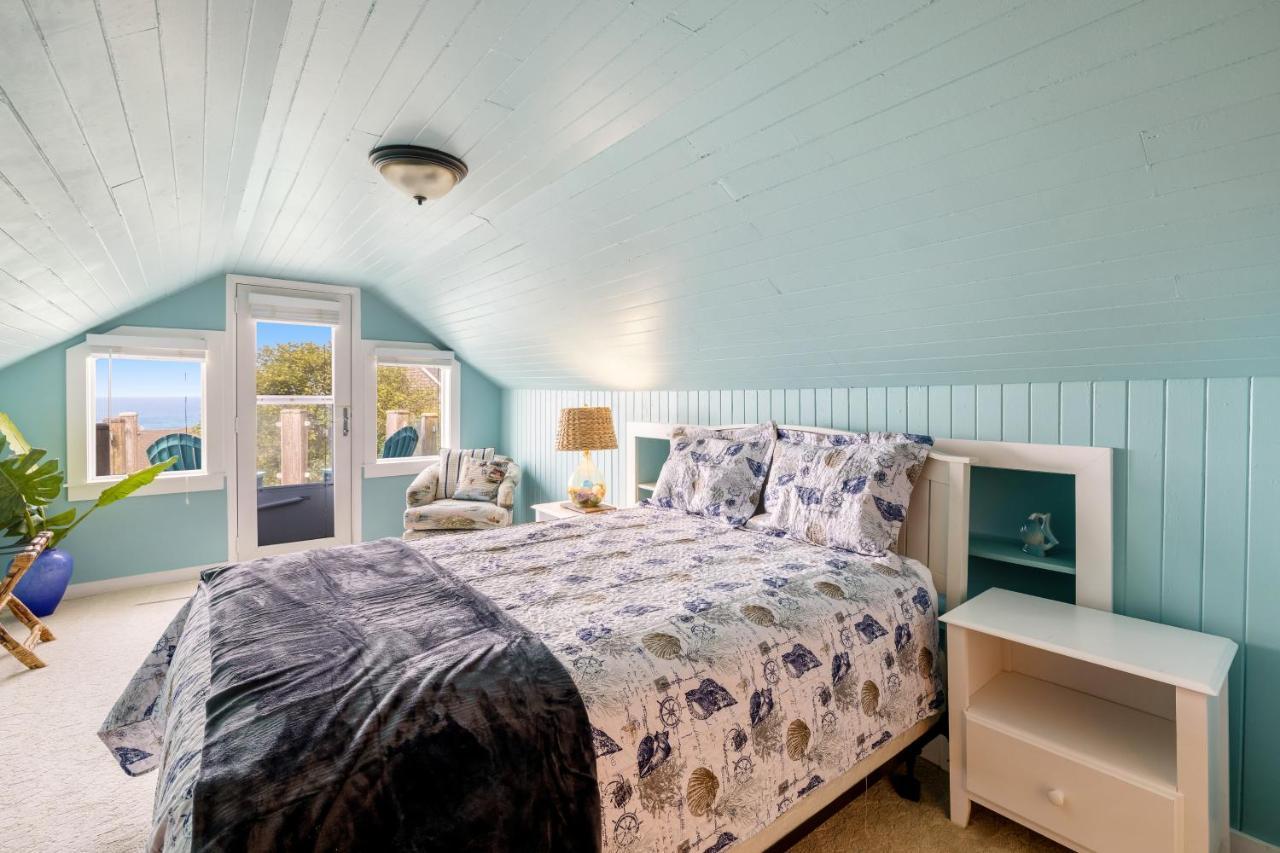 Captain'S Quarters And Cabins Depoe Bay Rom bilde
