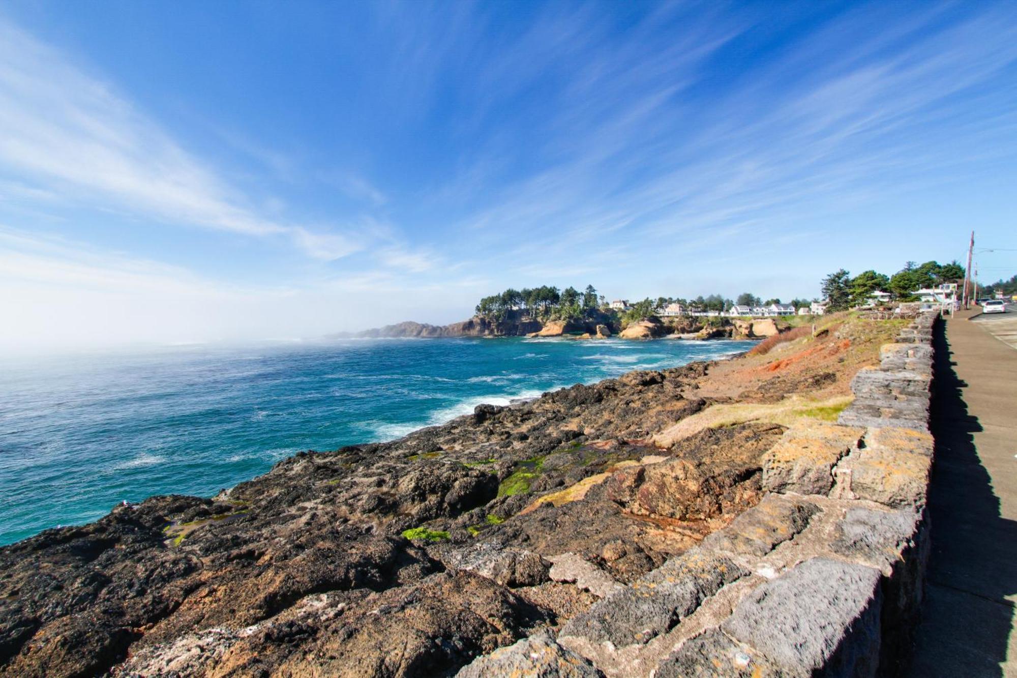 Captain'S Quarters And Cabins Depoe Bay Rom bilde