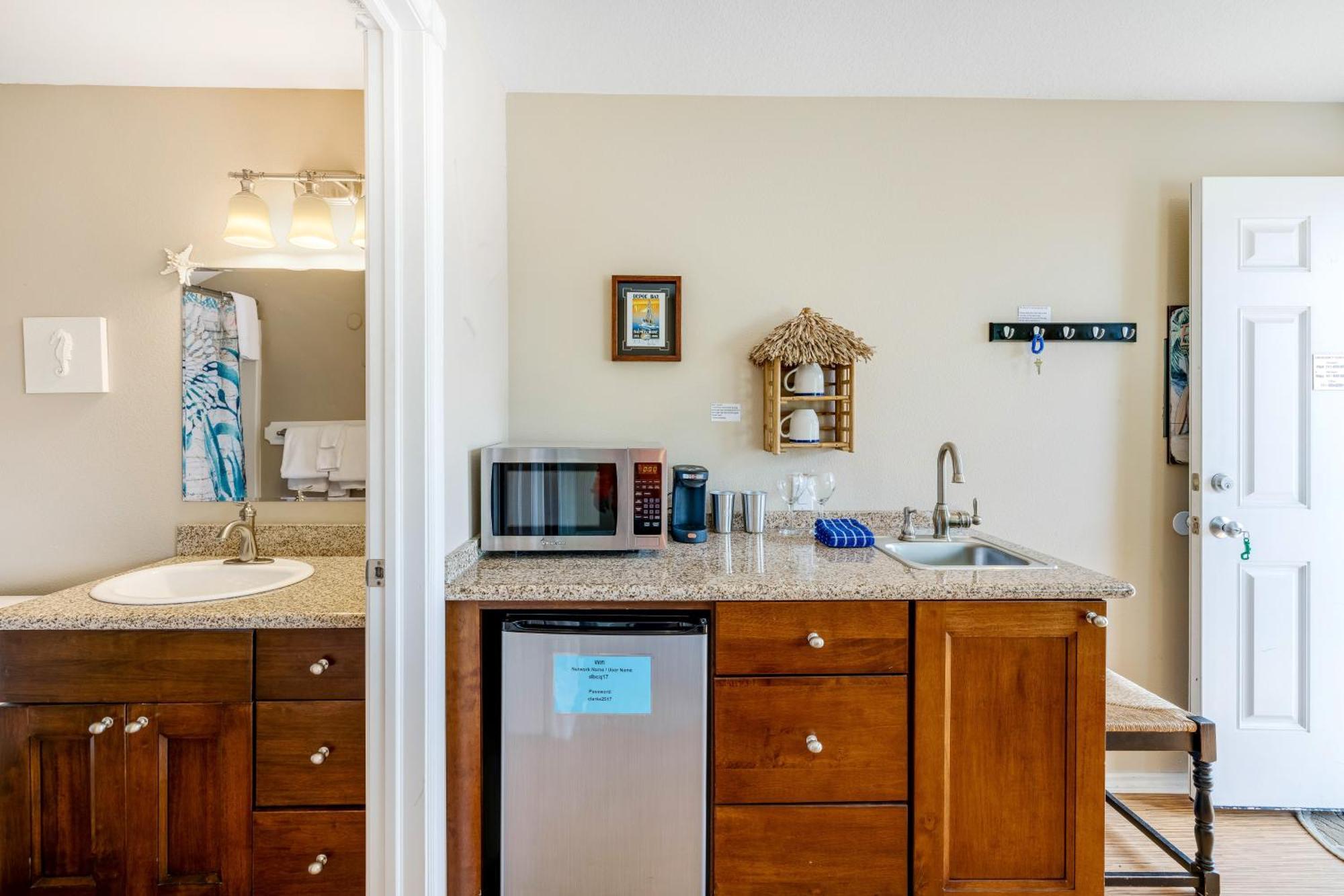 Captain'S Quarters And Cabins Depoe Bay Rom bilde