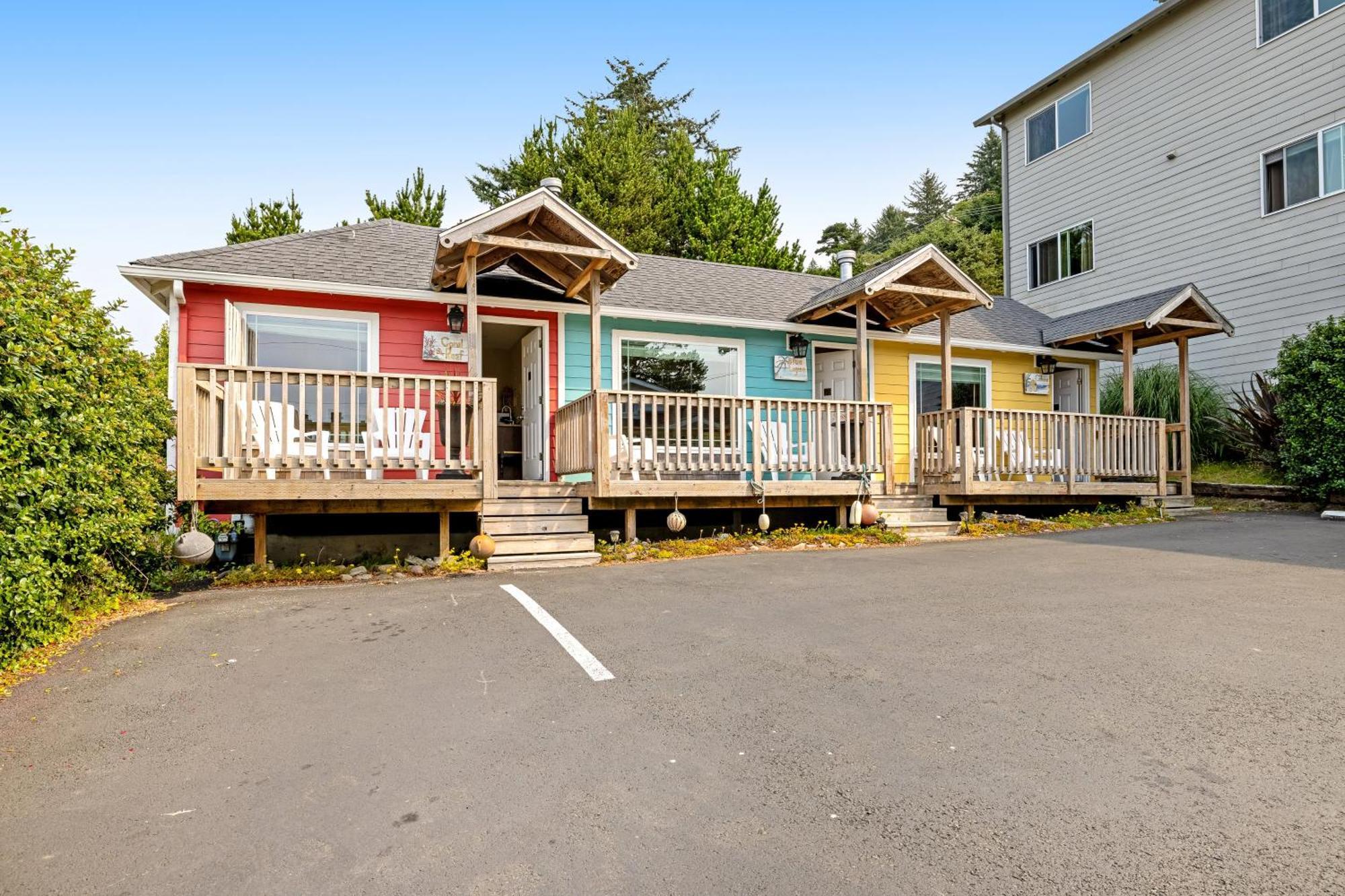 Captain'S Quarters And Cabins Depoe Bay Rom bilde